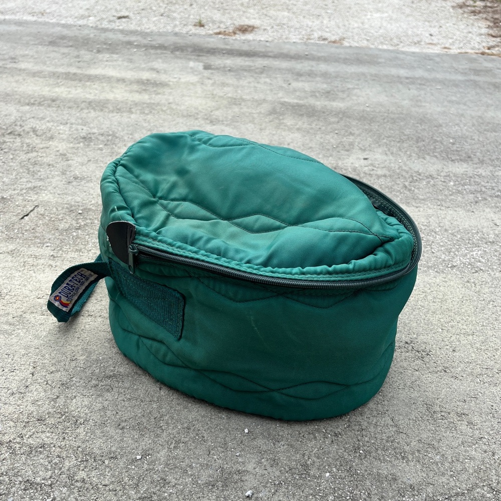 Schneiders padded helmet bag